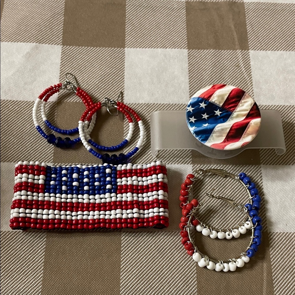 Patriotic Beaded Jewelry Set